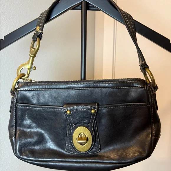 Vintage COACH LEGACY Anniversary Black Leather Turnlock Purse Brass 10326 - Picture 1 of 7